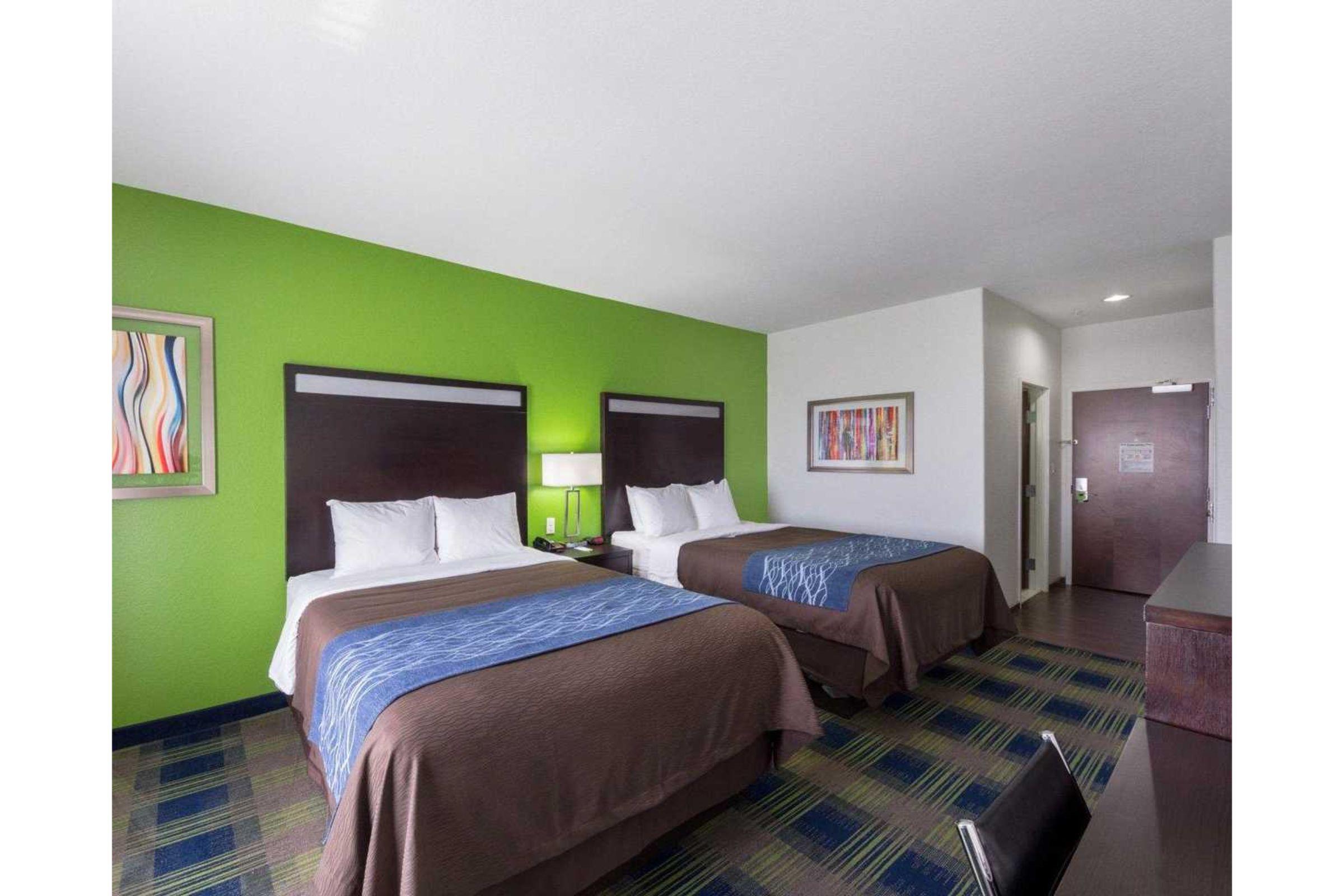 Comfort Inn & Suites Victoria North Extérieur photo