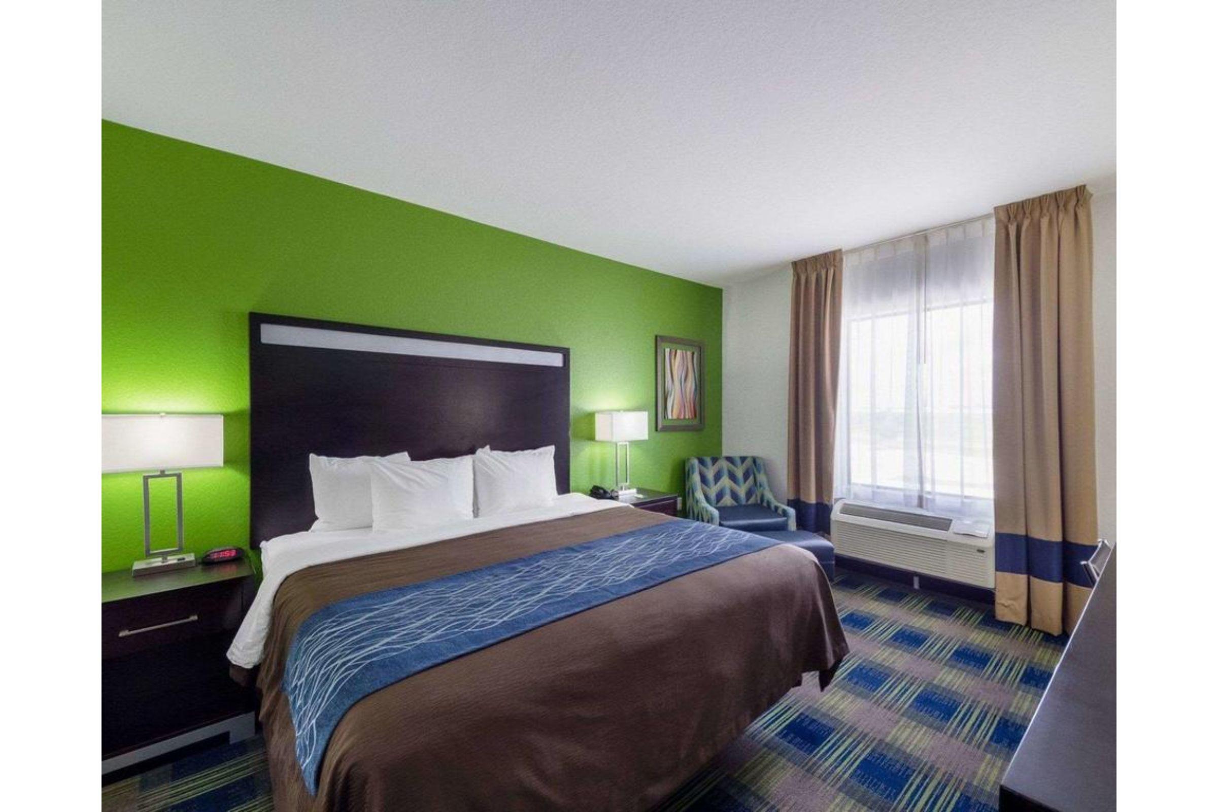 Comfort Inn & Suites Victoria North Extérieur photo