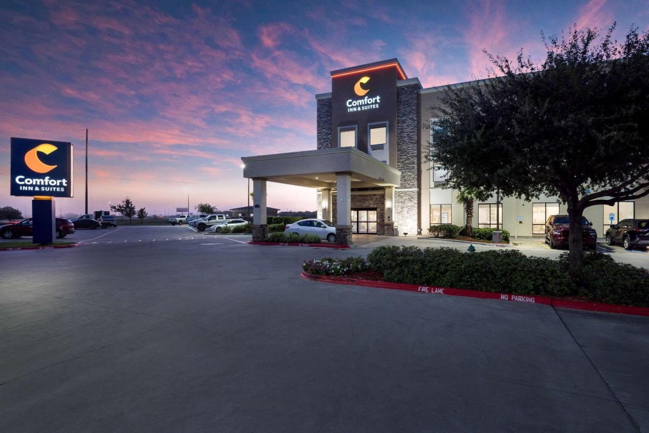 Comfort Inn & Suites Victoria North Extérieur photo