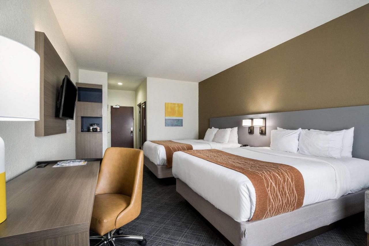 Comfort Inn & Suites Victoria North Extérieur photo