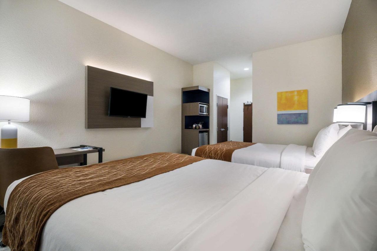 Comfort Inn & Suites Victoria North Extérieur photo